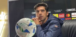 Abel Ferreira enfrenta maior desafio no Palmeiras: vencer LDU por 3+ gols para avançar na Libertadores