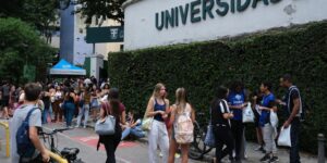 Enem 2025: candidatos enfrentam matemática e ciências da natureza neste domingo