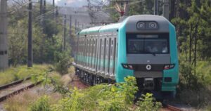 Linha 9-esmeralda opera com lentidão em sp após falha elétrica