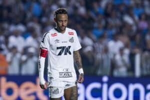 Santos Define escalação Com Neymar Titular para jogo Decisivo contra o Sport