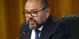 Pf investiga ex-ministro por desvios no inss