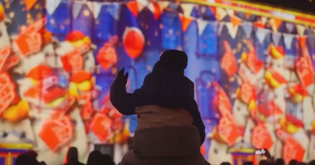 Espetáculo de luzes de inverno ilumina cidade de Brixen na Itália 1 LUZES DE INVERNO NATAL ITALIA