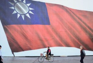 cnn L19jb21wb25lbnRzL2ltYWdlL2luc3RhbmNlcy9jbTV1cndwenQwMDEyM2I2bXk3OTE2bWNy L19jb21wb25lbnRzL2FydGljbGUvaW5zdGFuY2VzL2NtNXVydHp2MzAwaGoyYnFlODNqYjdyYWM