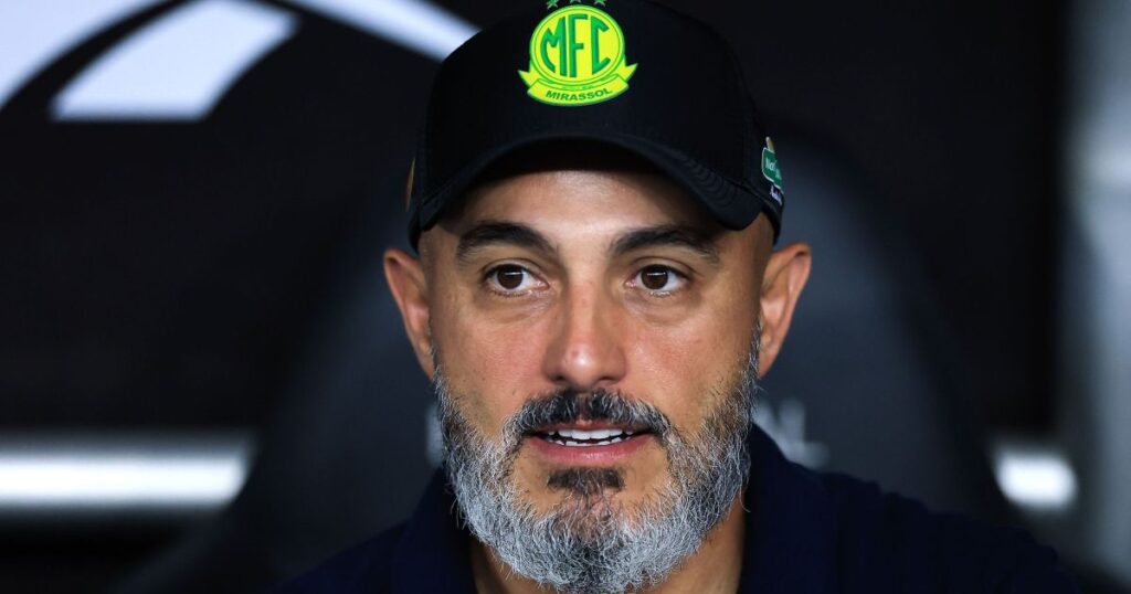 Prêmio Brasileirão 2025: Rafael Guanaes é eleito o melhor técnico 1 rafael guanaes e1765243022340